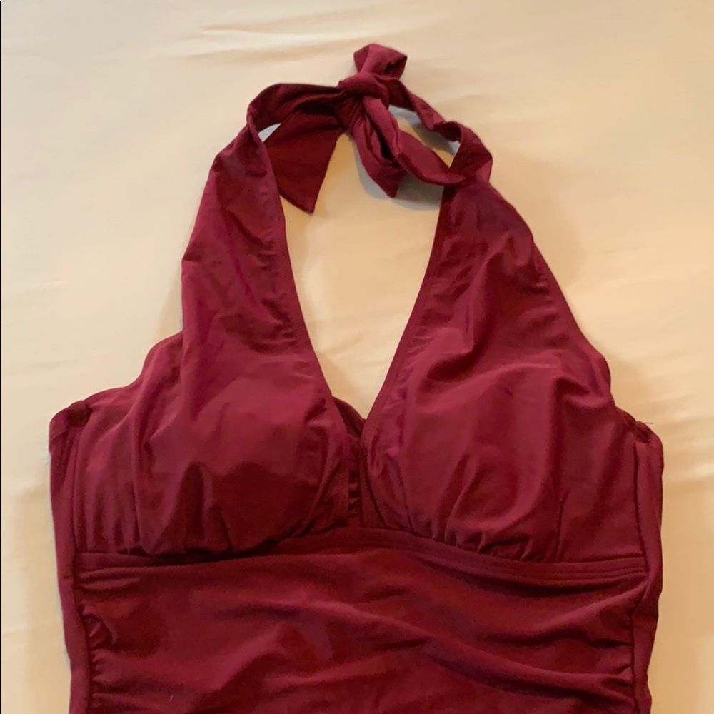 Plum halter one-piece Firpearl size 6